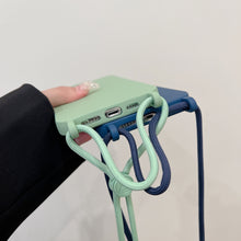 Charger l'image dans la galerie, Coque iPhone avec cordon