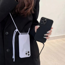 Charger l'image dans la galerie, Coque iPhone avec cordon